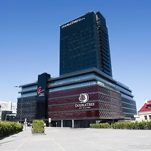 Doubletree By Hilton מלון מינסק